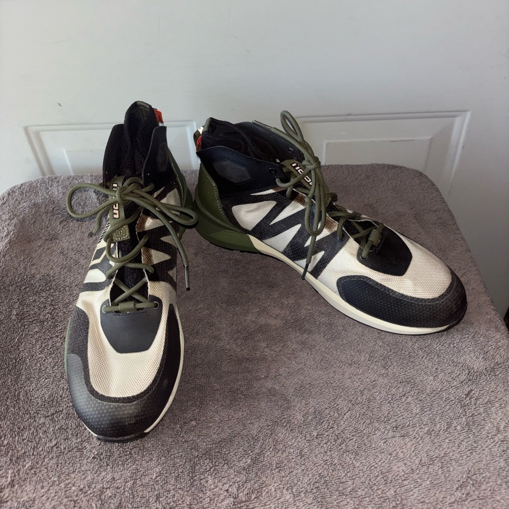 Icon Hooligan motorcycle riding shoes size 13
